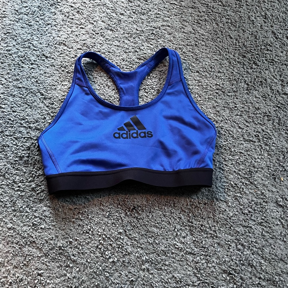 Women’s Small Addidas sports bra